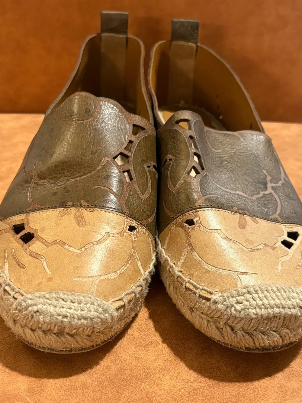Chloé Brown Leather Floral Cutout Espadrille Flats Slip-On Shoes